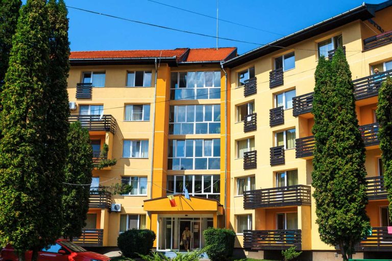 Spitalul de Cardiologie Covasna - Servicii medicale și suport clienți pentru afecțiuni cardiovasculare