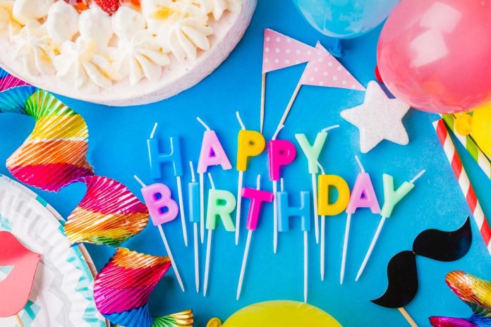 Mesaje pentru majorat 18 ani