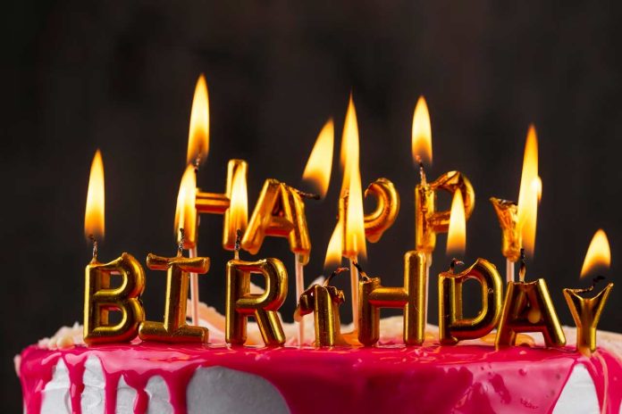 Urari de la multi ani pentru femei Urari de la multi ani pentru femei