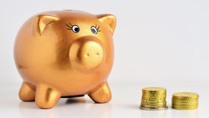 Imagine ilustrativă despre economisire prin depozit bancar