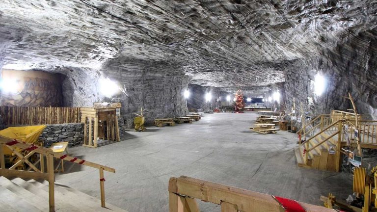 Vizitare Salina Ocnele Mari 2026