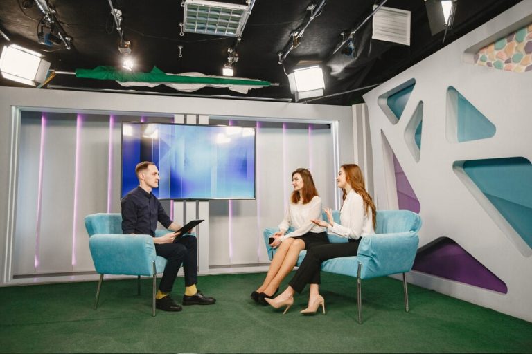Contact televiziuni și emisiuni din România