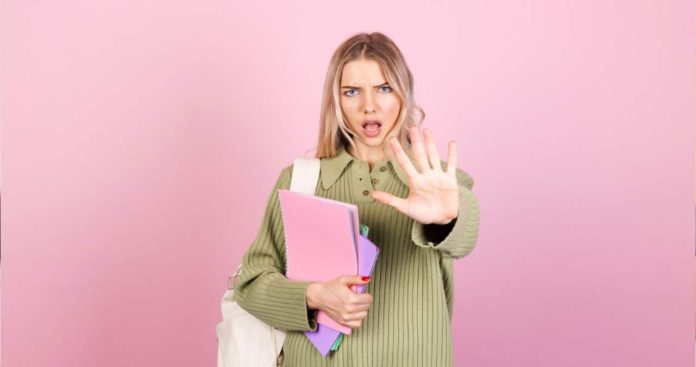 Cum faci o sesizare la Inspectoratul Școlar? Reclamații