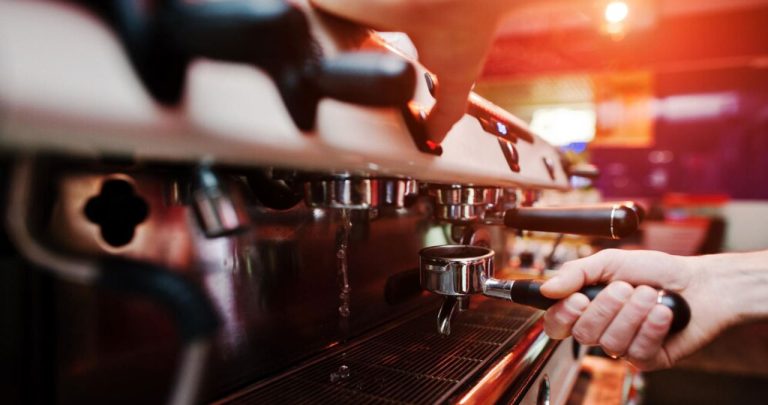 Cel mai bun aparat de cafea 2026 - Recomandari