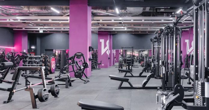 recepția unei săli de fitness Reziliere Contract Sala Fitness Abonament Anual 2026