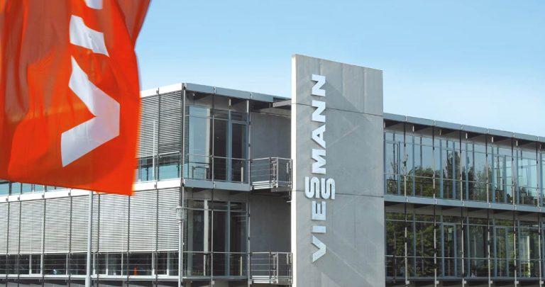 revizia unei centrale termice Viessmann utilizand exclusiv piese de schimb originale