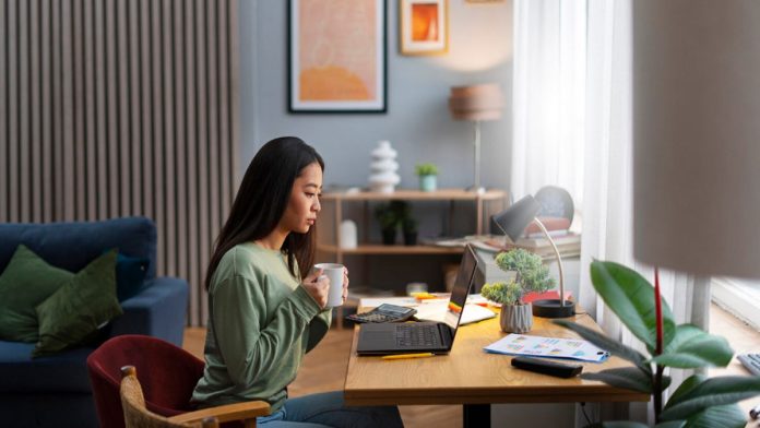 Munca in weekend spor obligatoriu salariu zile libere codul muncii