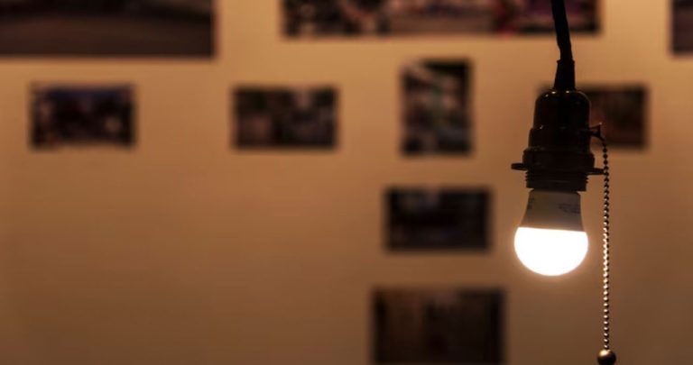 obținerea Avizului Tehnic de Racordare la curent