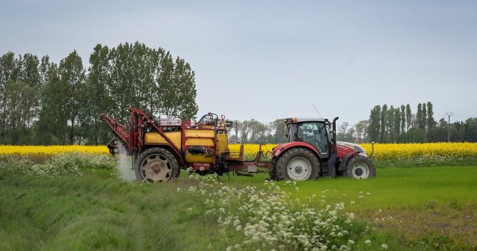 Înmatriculare Tractor 2026: Primărie vs DRPCIV Diferențe Înmatriculare Tractor 2026: Primărie vs DRPCIV Diferențe