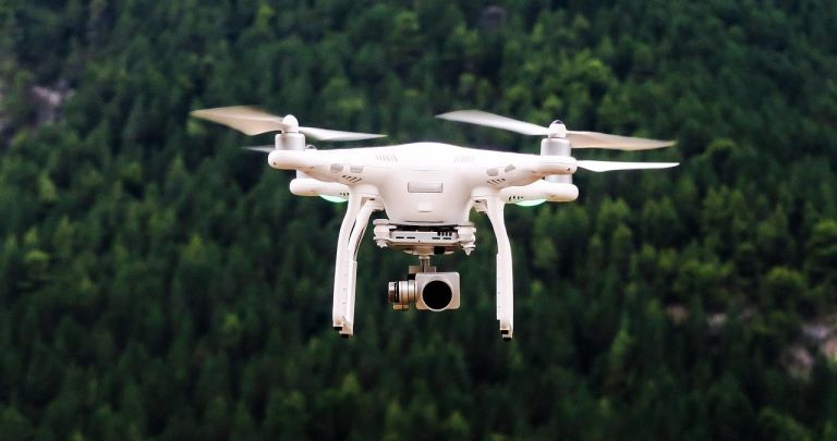 Reguli Drone sub 250g România 2026: Restricții și Locații