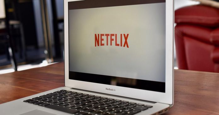 Cum ștergi istoricul Netflix: Ghid Complet Actualizat 2026