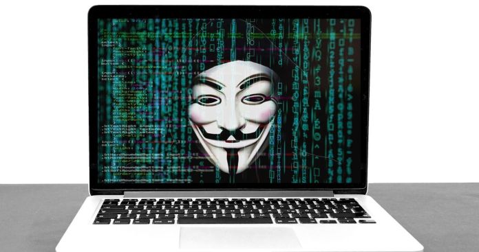 Victimă Phishing 2026: Pași de Urgență Bancă și Poliție