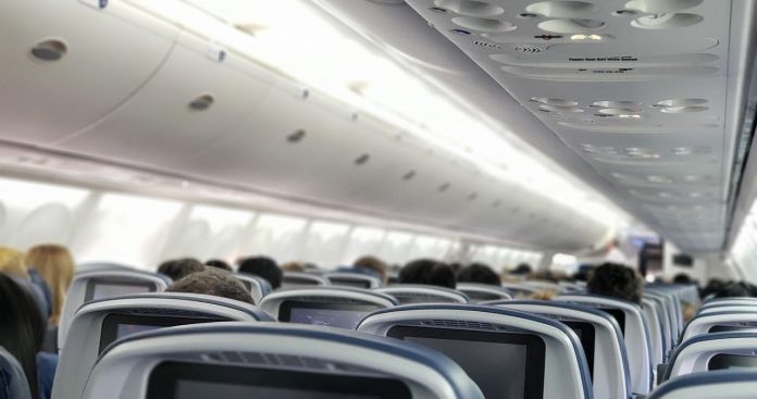 Locuri Wizz Air Spațiu Picioare: Ghid Complet Mai 2026