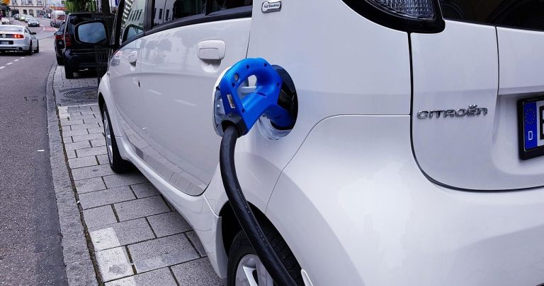 Stații Încărcare Kaufland 2026: Tarife eCharge și Ghid Aplicație