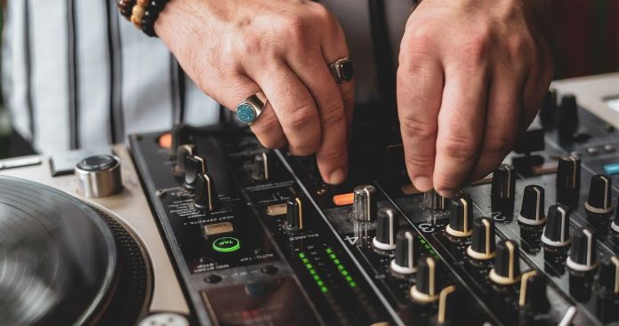Egalizator Spotify: Setări pentru Bas Puternic (Ghid 2026) Egalizator Spotify: Setări pentru Bas Puternic (Ghid 2026)
