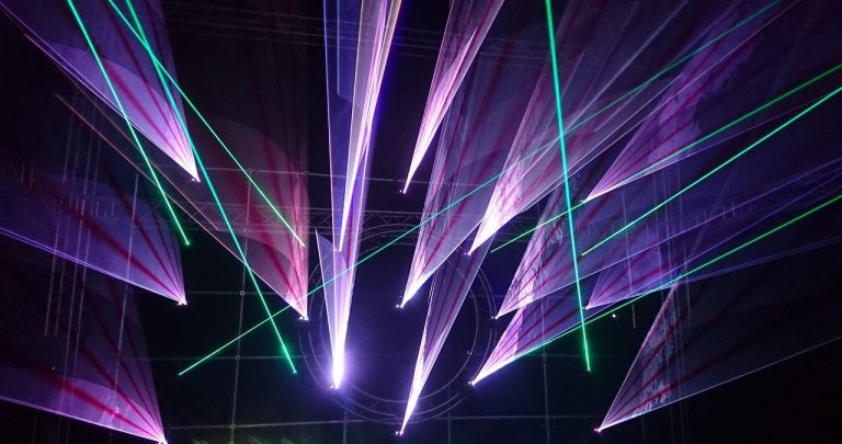 Gravare laser Notino 2026: Cum personalizezi sticla de parfum