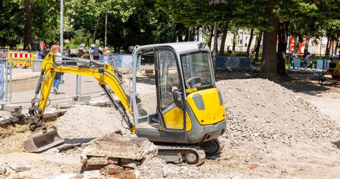 miniexcavator-cele-mai-costisitoare-5-puncte-de-uzura